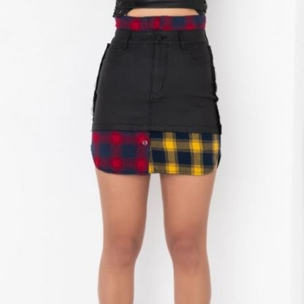 Akira dreaming big plaid faux leather mini skirt
